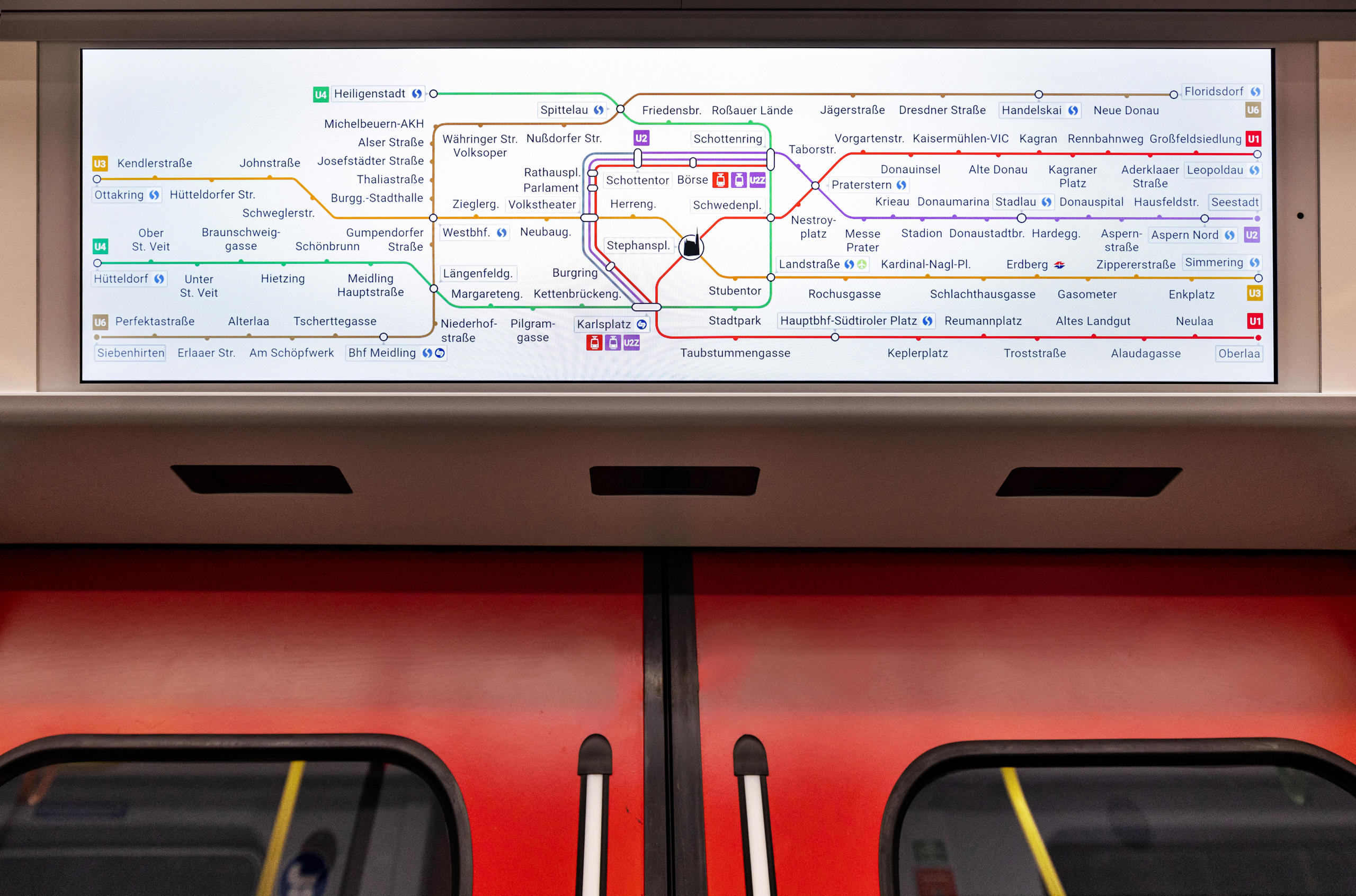 Overview map of the subway inside the subway carriage
