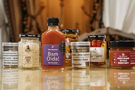JJ Spice Up Vienna, sauces