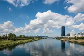 Blick über das Ufer der Donauinsel