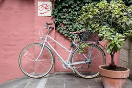 Bicicletă în hotelul-butic Stadthalle 