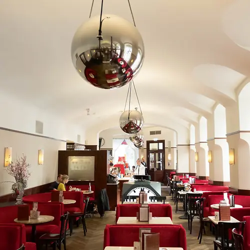 Café Museum, Innenansicht