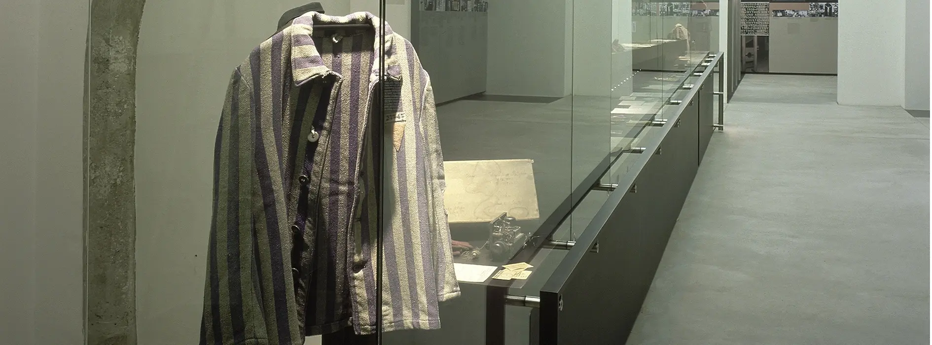 Blick in die Dauerausstellung des Dokumentationsarchivs des österreichischen Widerstandes im Alten Rathaus