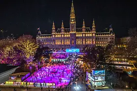 Ice-skating in front of City Hall 