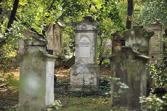 Lápida en el cementerio St. Marx 