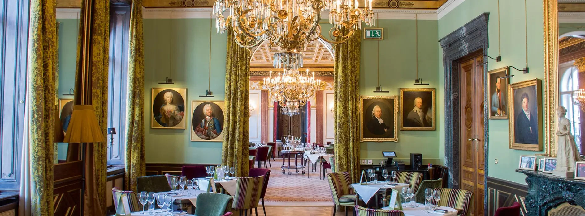 Gerstner Café-Restaurant, Palais Todesco, interior shot, laid tables