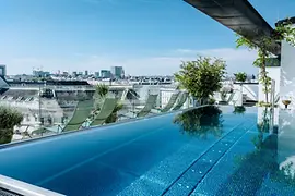 Pool on the roof terrace of the Hotel Grand Ferdinand