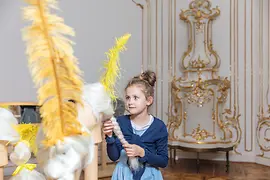 Des enfants au musée pour enfants du château de Schönbrunn