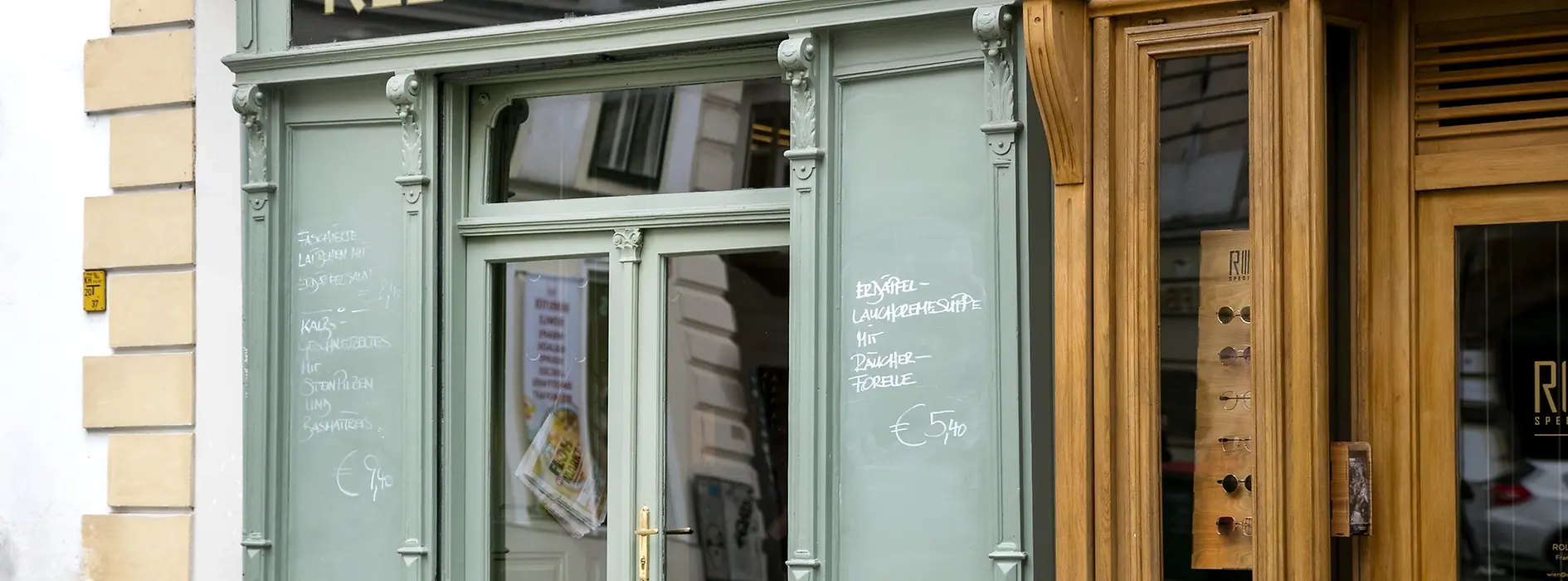 Außenansicht eines Hauses 