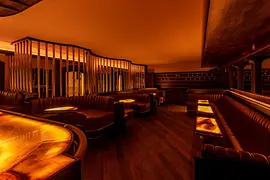 Cocktail bar