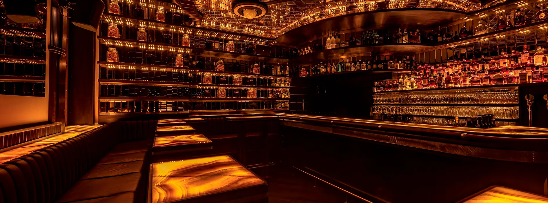 Cocktail bar