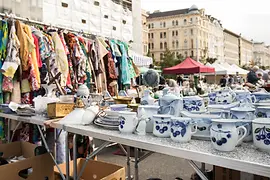 Flea market at the Naschmarkt 