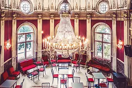 The Red Bar in the Volkstheater 