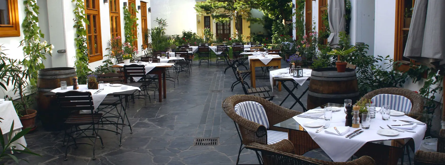 Hostinec Schreiner, vnitřní nádvoří restaurace