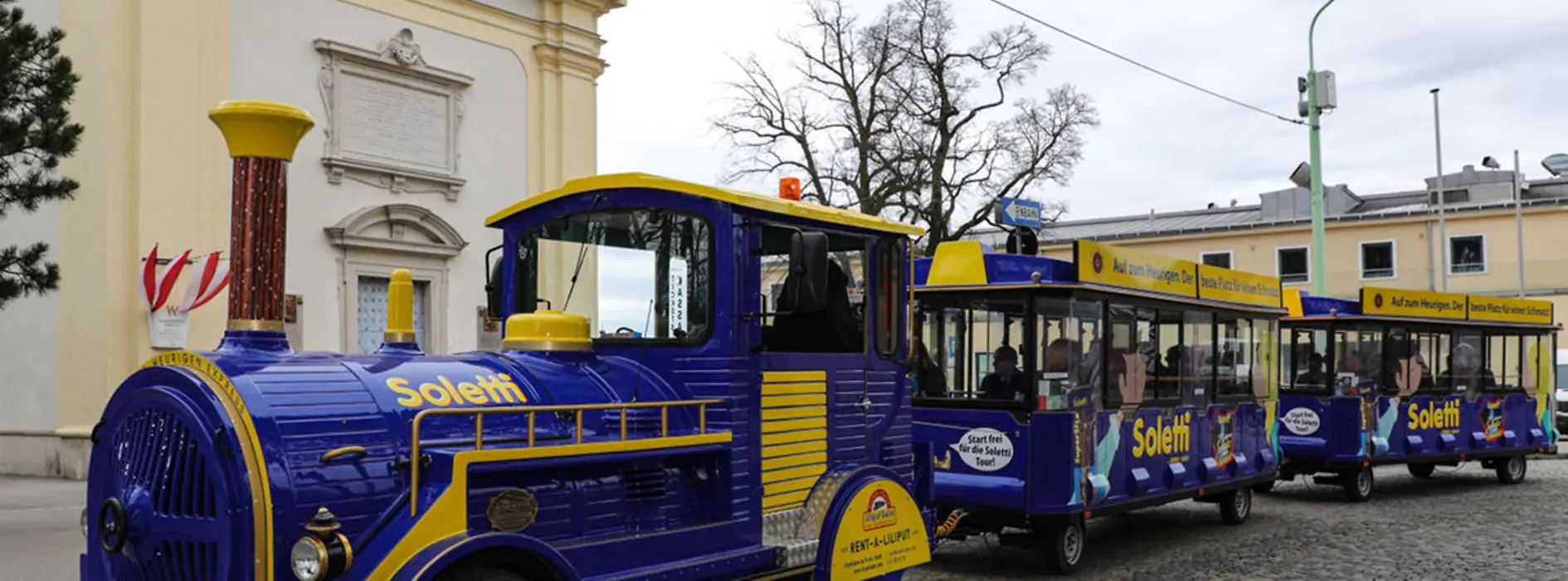 Vienna Heurigen Express, view of entire train