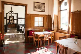 Vedere interioară a restaurantului „Zum Friedensrichter”