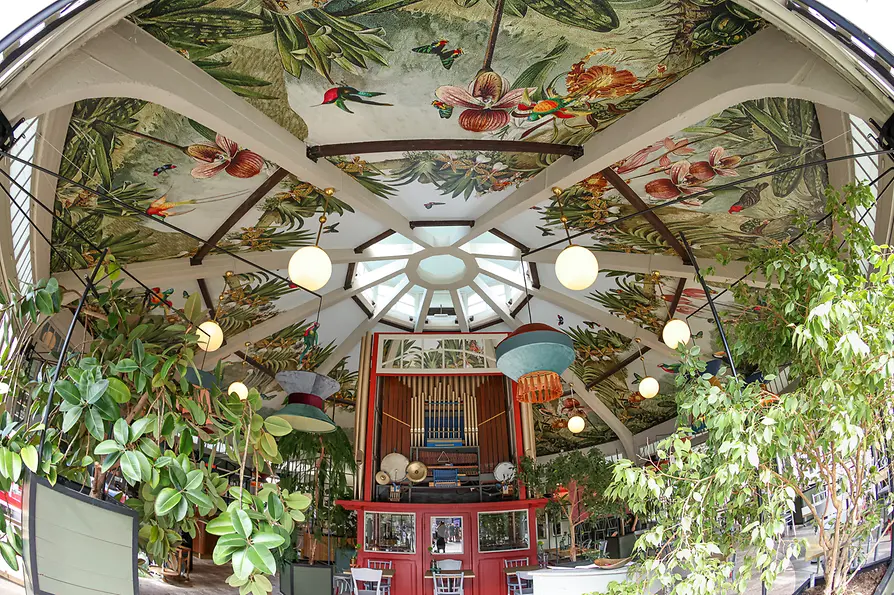 Ponykarussell, Restaurant, Innenansicht