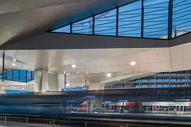Vienna Main Station, platforms