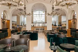 Parliament, dining
