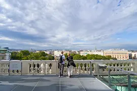 Karlskirche Terasse