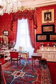 A peak inside the Imperial Apartments