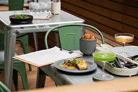 Restaurante Aspic, terraza, jardín