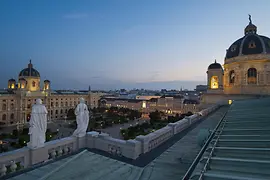 Blick auf MuseumsQuartier, Naturhistorisches Museum, Kunsthistorisches Museum