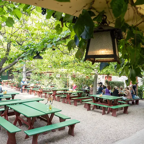Wine tavern Hengl-Haselbrunner