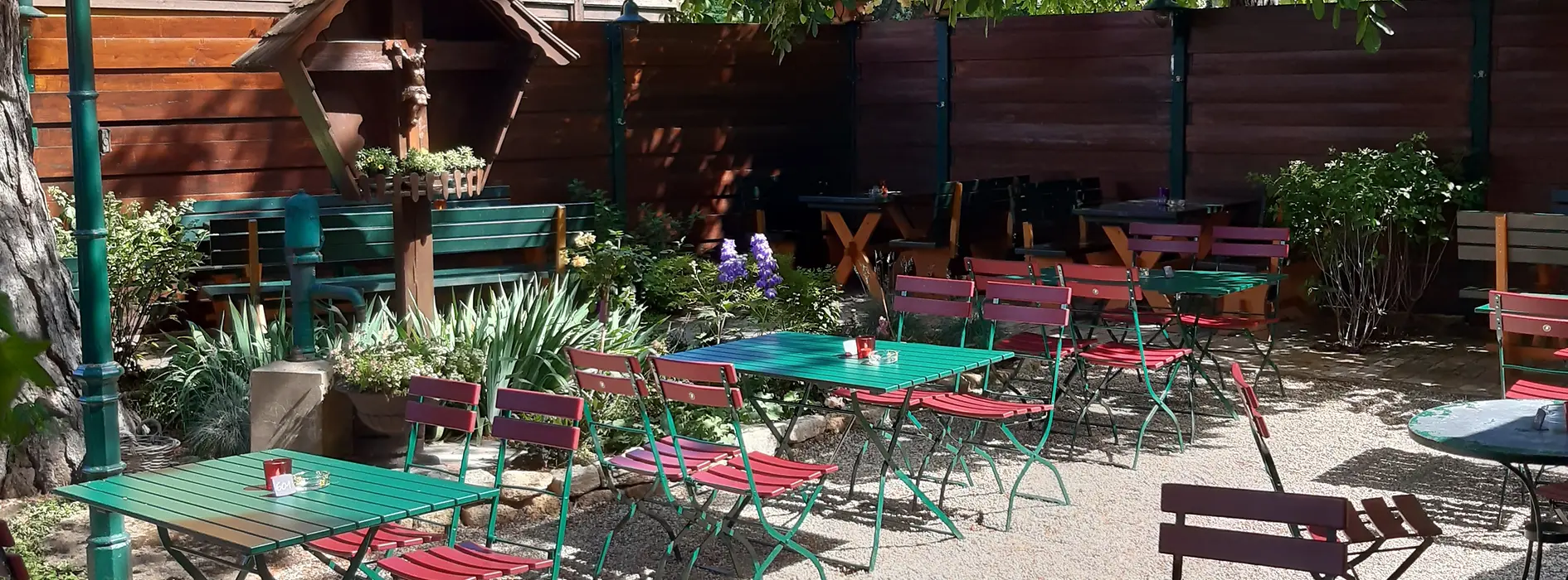 Wine tavern