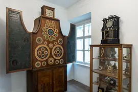 Clock museum, historical clocks